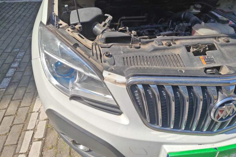 Used Buick Encore 2014 1.4T Automatic Two-Wheel Drive Urban Elite Model Engine Bay Right