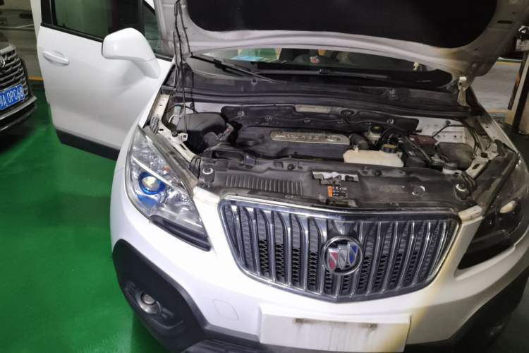 Used Buick Encore 2014 1.4T Automatic Two-Wheel Drive Urban Leading Model Engine Bay Right