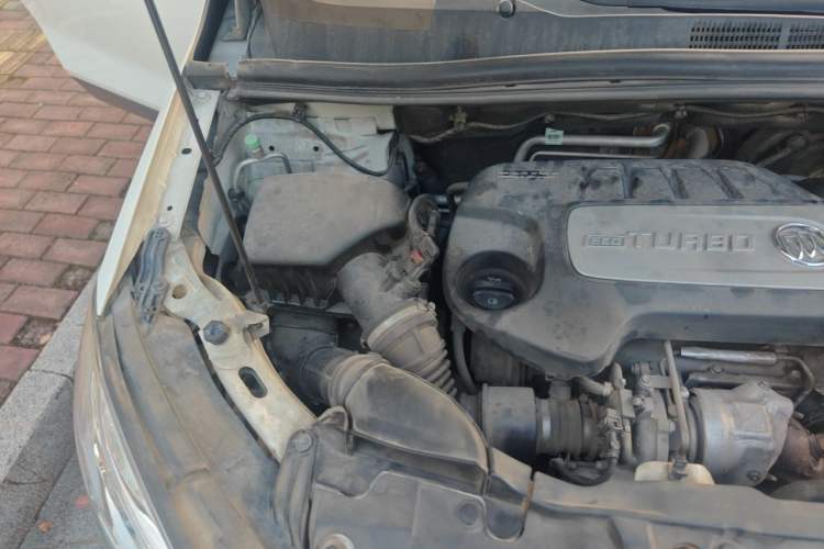 Used Buick Encore 2014 1.4T Automatic Two-Wheel Drive Urban Elite Model Engine Bay Right