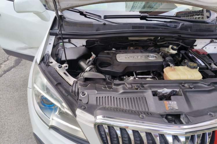 Used Buick Encore 2014 1.4T Automatic Two-Wheel Drive Urban Elite Model Engine Bay Right