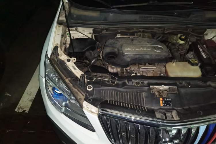 Used Buick Encore 2014 1.4T Manual Two-Wheel Drive Urban Advanced Model Engine Bay Right