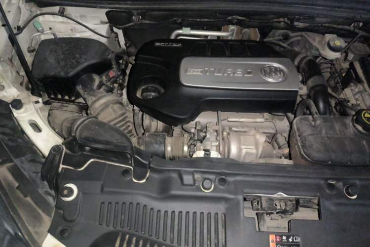 Used Buick Encore 2014 1.4T Automatic Two-Wheel Drive Urban Elite Model Engine Bay Right