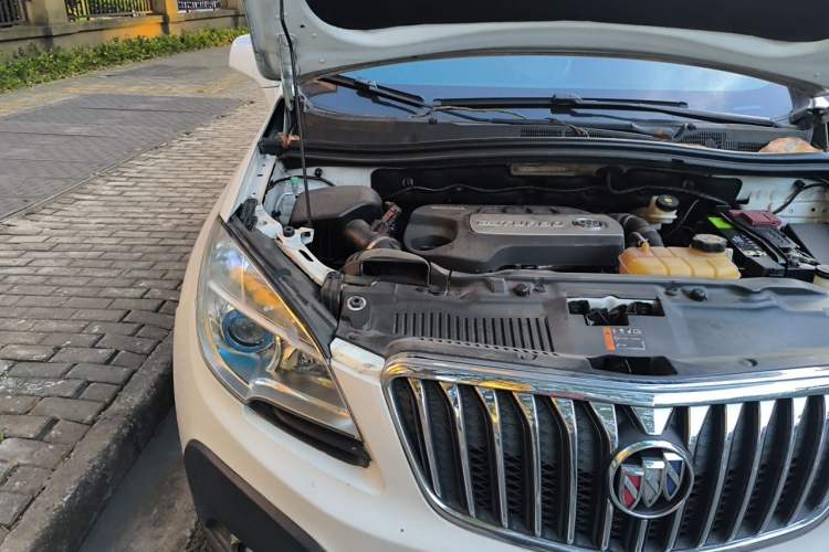 Used Buick Encore 2014 1.4T Automatic Two-Wheel Drive Urban Elite Model Engine Bay Right