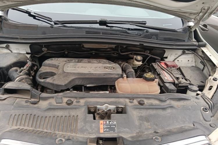 Used Buick Encore 2014 1.4T Automatic Two-Wheel Drive Urban Elite Model Engine Bay