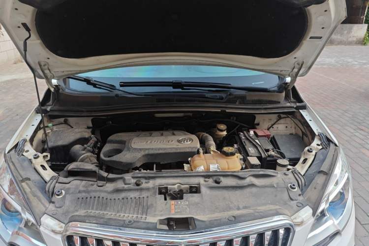 Used Buick Encore 2014 1.4T Automatic Two-Wheel Drive Urban Elite Model Engine Bay