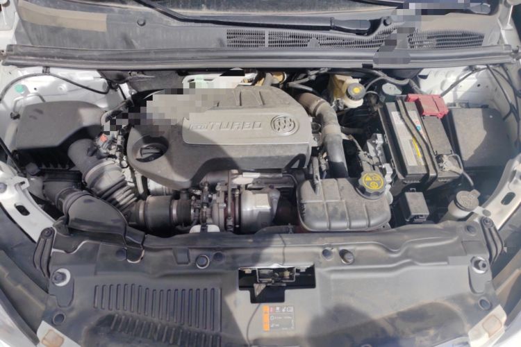 Used Buick Encore 2014 1.4T Automatic All-Wheel-Drive Flagship Edition Engine Bay