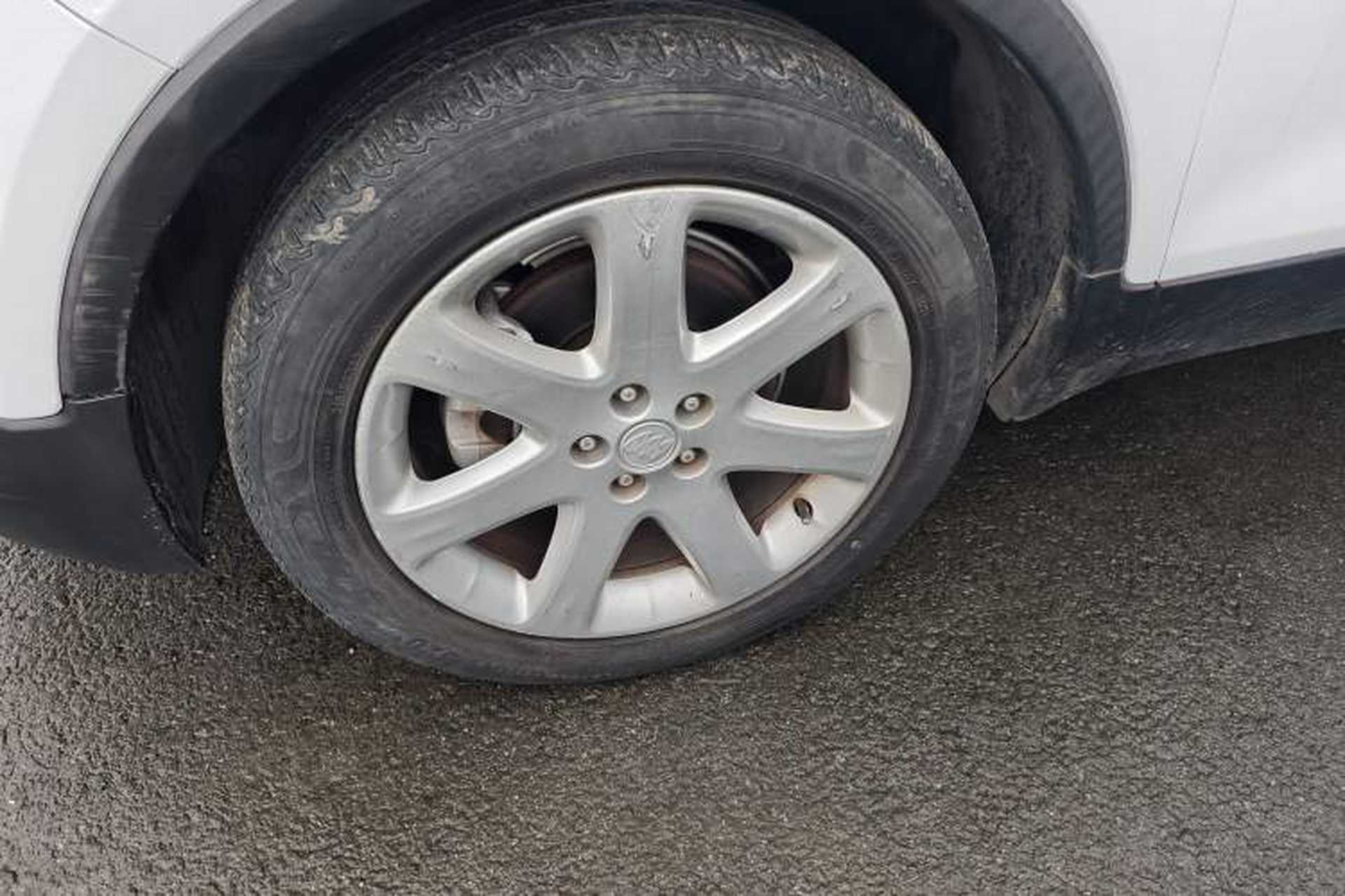 Used Buick Encore 2014 1.4T Automatic Two-Wheel Drive Urban Elite Model Exterior 10