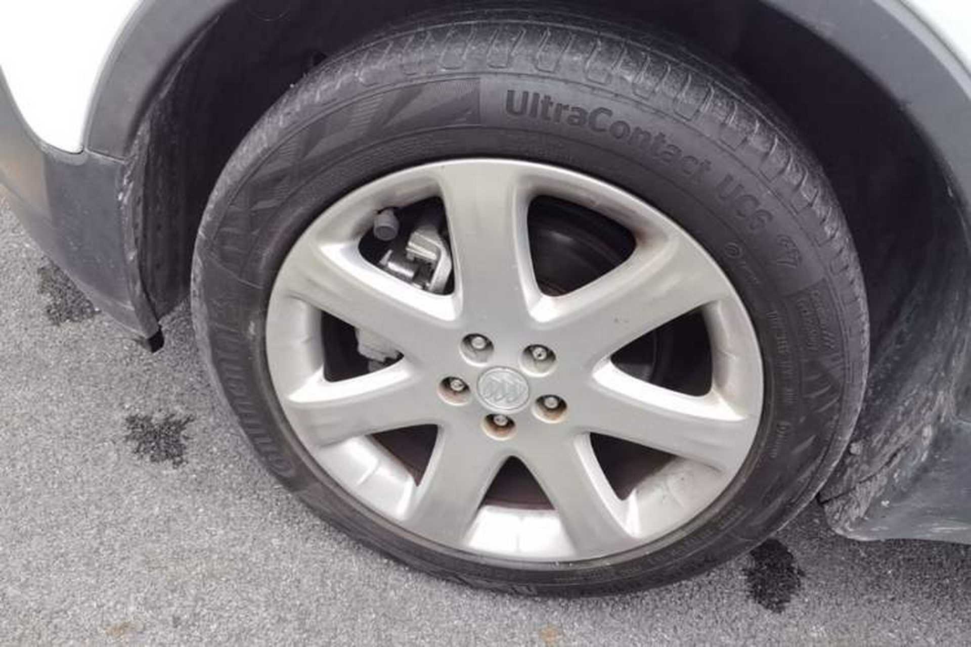 Used Buick Encore 2014 1.4T Automatic Two-Wheel Drive Urban Elite Model Exterior 2