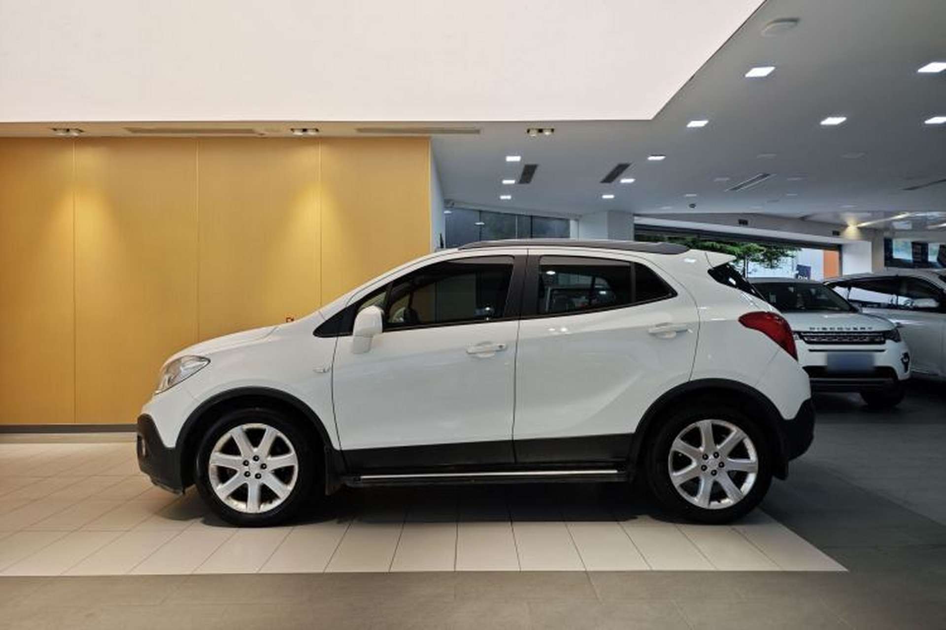 Used Buick Encore 2014 1.4T Automatic Two-Wheel Drive Urban Elite Model Exterior 6