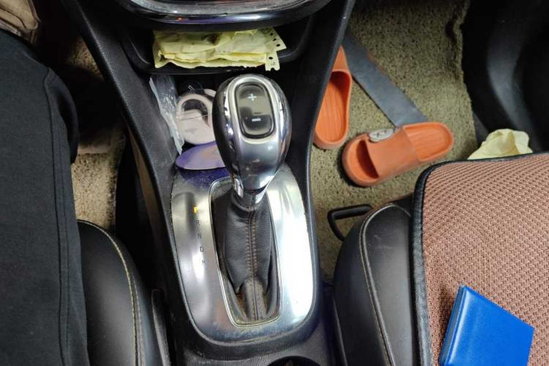 Used Buick Encore 2014 1.4T Automatic All-Wheel-Drive Flagship Edition Gear Lever