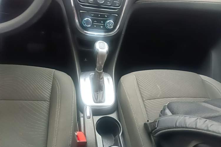 Used Buick Encore 2014 1.4T Automatic Two-Wheel Drive Urban Elite Model Gear Lever