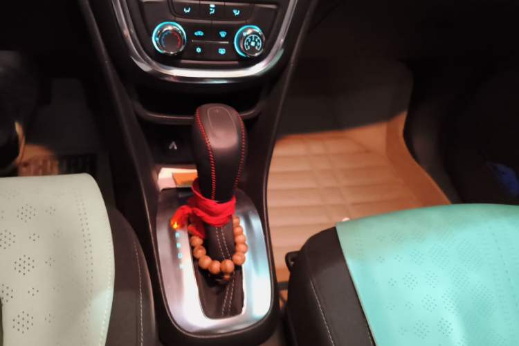 Used Buick Encore 2014 1.4T Automatic Two-Wheel Drive Urban Leading Model Gear Lever