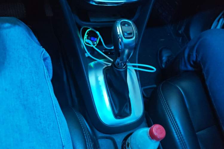 Used Buick Encore 2014 1.4T Automatic Two-Wheel Drive Urban Elite Model Gear Lever