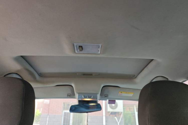 Used Buick Encore 2014 1.4T Automatic Two-Wheel Drive Urban Elite Model Headliner
