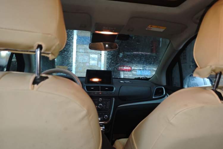 Used Buick Encore 2014 1.4T Automatic Two-Wheel Drive Urban Elite Model Headliner