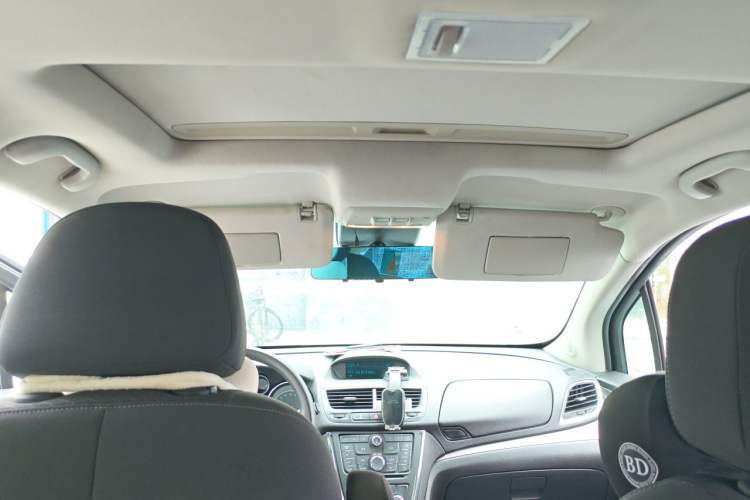 Used Buick Encore 2014 1.4T Automatic Two-Wheel Drive Urban Elite Model Headliner