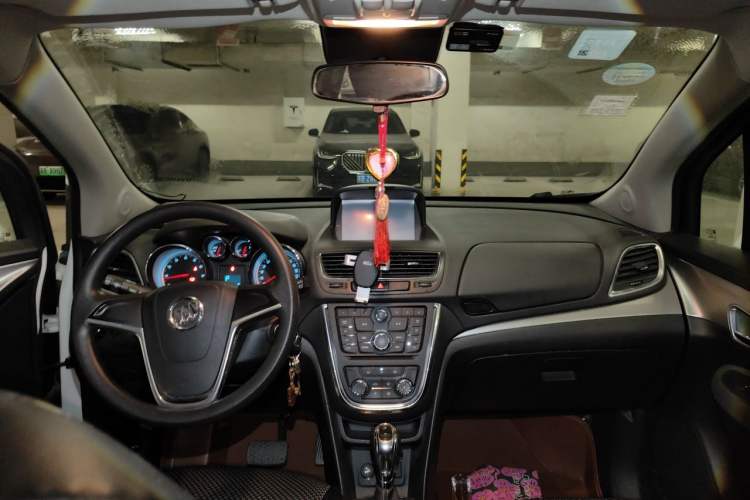 Used Buick Encore 2014 1.4T Automatic Two-Wheel Drive Urban Elite Model Headliner