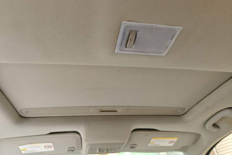 Used Buick Encore 2014 1.4T Manual Two-Wheel Drive Urban Advanced Model Headliner
