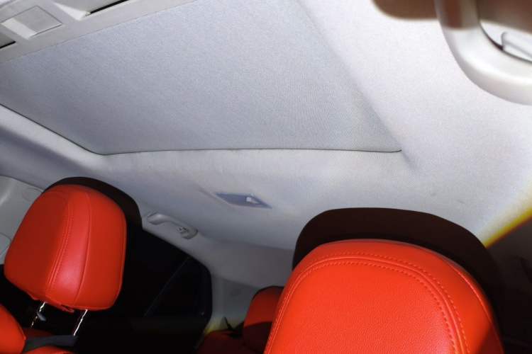 Used Buick Encore 2014 1.4T Automatic Two-Wheel Drive Urban Elite Model Headliner