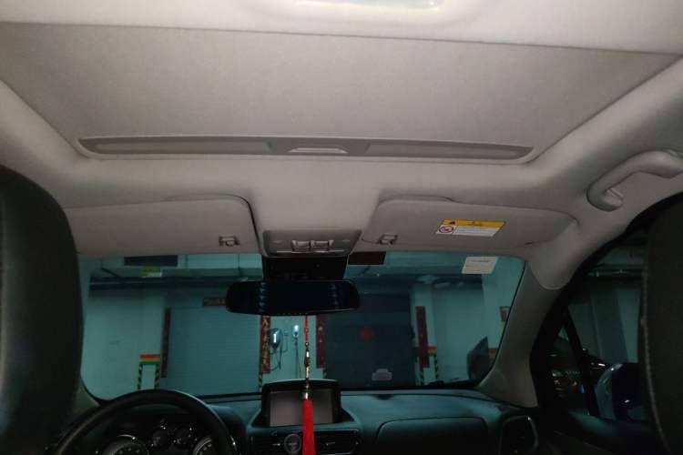 Used Buick Encore 2014 1.4T Automatic Two-Wheel Drive Urban Elite Model Headliner