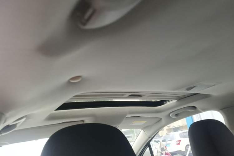 Used Buick Encore 2014 1.4T Automatic Two-Wheel Drive Urban Elite Model Headliner