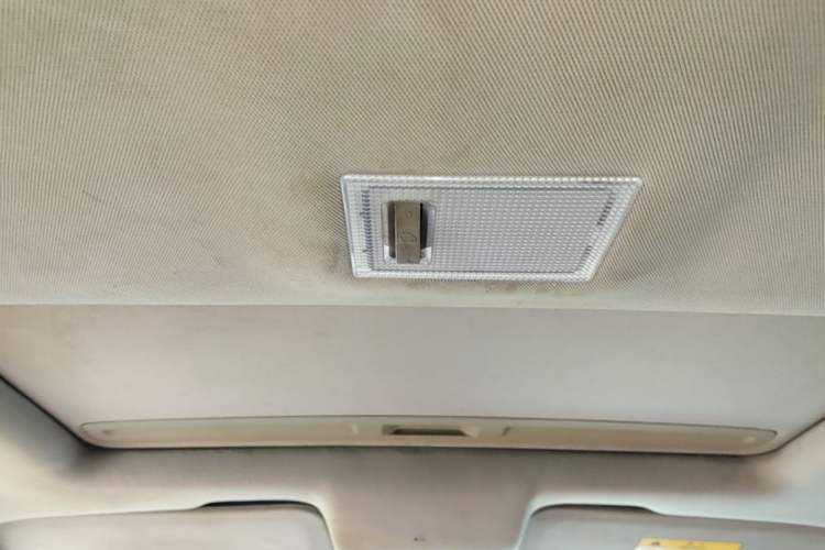 Used Buick Encore 2014 1.4T Automatic Two-Wheel Drive Urban Leading Model Headliner