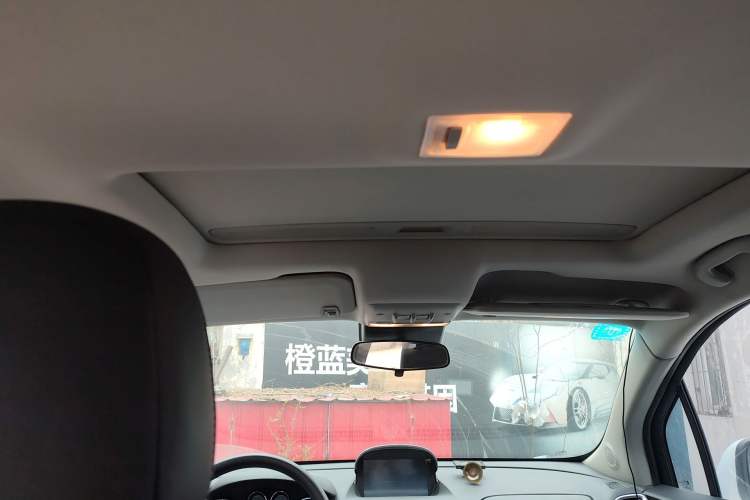 Used Buick Encore 2014 1.4T Automatic Two-Wheel Drive Urban Elite Model Headliner