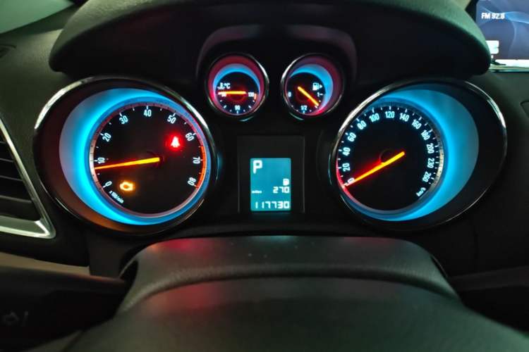 Used Buick Encore 2014 1.4T Automatic Two-Wheel Drive Urban Leading Model Instrument Cluster