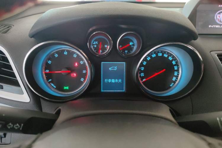 Used Buick Encore 2014 1.4T Automatic All-Wheel-Drive Flagship Edition Instrument Cluster