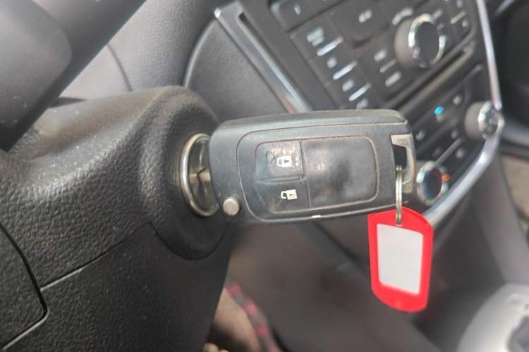 Used Buick Encore 2014 1.4T Automatic Two-Wheel Drive Urban Elite Model Interior 1