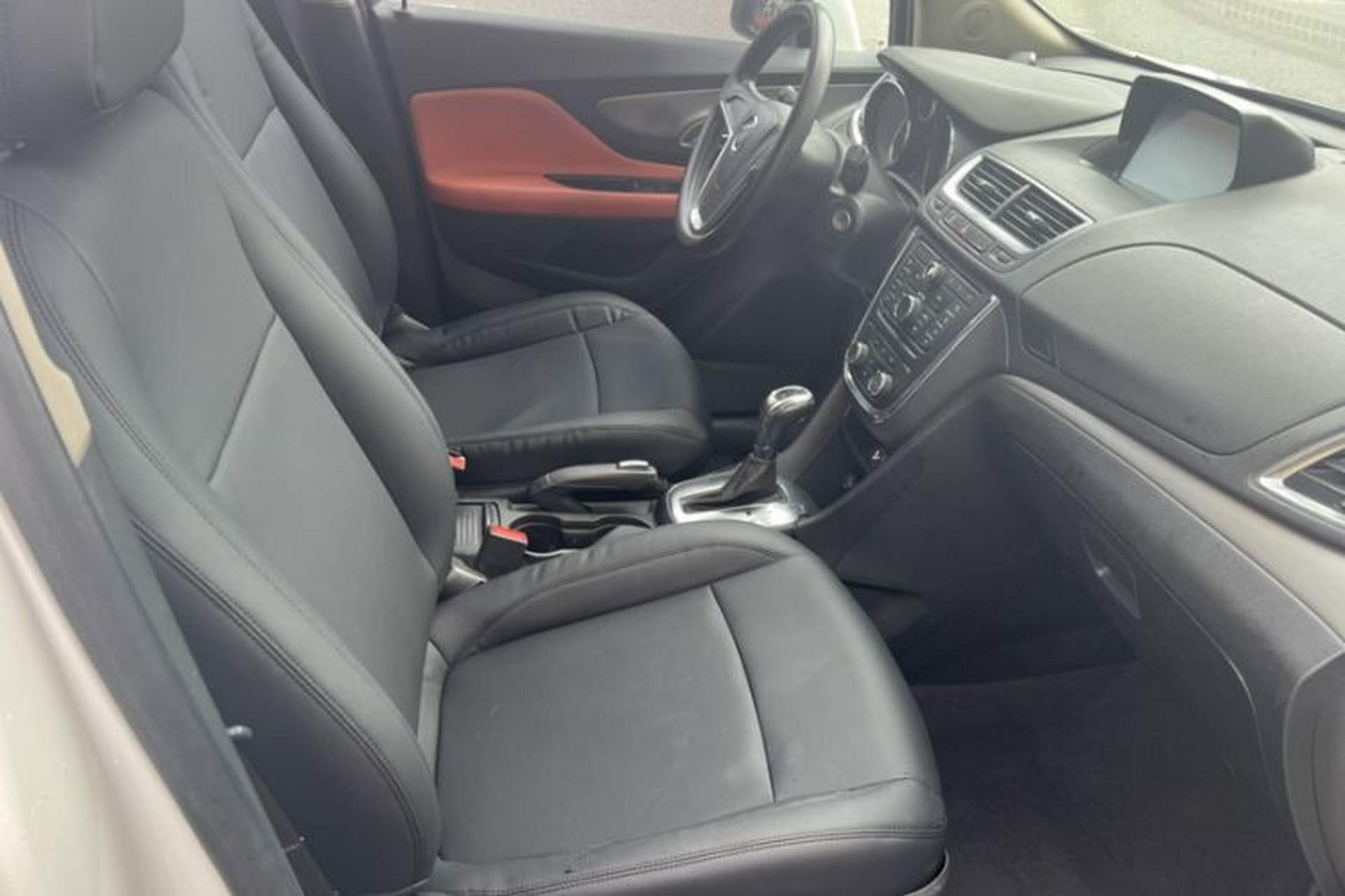 Used Buick Encore 2014 1.4T Automatic Two-Wheel Drive Urban Elite Model Interior 1