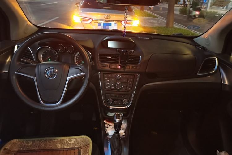 Used Buick Encore 2014 1.4T Automatic Two-Wheel Drive Urban Elite Model Interior 2