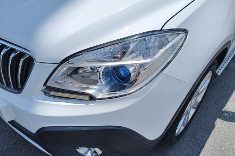 Used Buick Encore 2014 1.4T Automatic Two-Wheel Drive Urban Elite Model Left Front Headlight