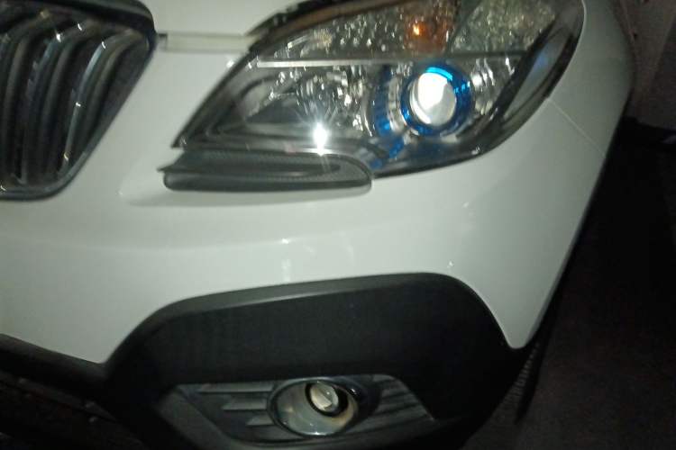 Used Buick Encore 2014 1.4T Automatic Two-Wheel Drive Urban Elite Model Left Front Headlight