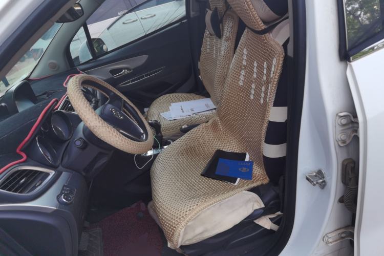 Used Buick Encore 2014 1.4T Automatic Two-Wheel Drive Urban Elite Model Left Front Seat