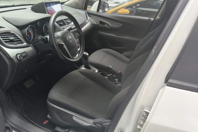 Used Buick Encore 2014 1.4T Automatic Two-Wheel Drive Urban Elite Model Left Front Seat