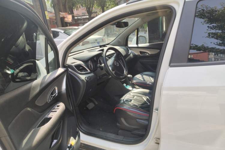 Used Buick Encore 2014 1.4T Automatic Two-Wheel Drive Urban Elite Model Left Front Seat