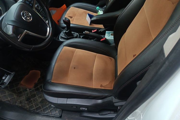 Used Buick Encore 2014 1.4T Manual Two-Wheel Drive Urban Sport Model Left Front Seat