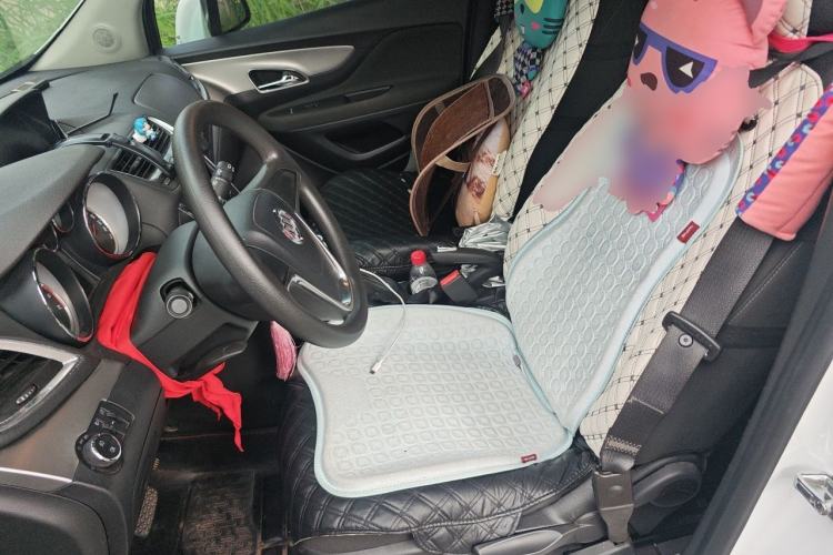 Used Buick Encore 2014 1.4T Automatic Two-Wheel Drive Urban Elite Model Left Front Seat