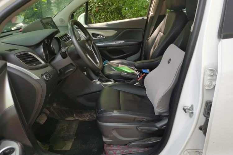 Used Buick Encore 2014 1.4T Automatic Two-Wheel Drive Urban Elite Model Left Front Seat