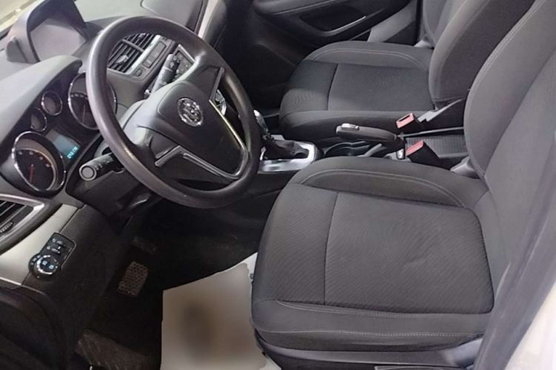 Used Buick Encore 2014 1.4T Automatic Two-Wheel Drive Urban Elite Model Left Front Seat