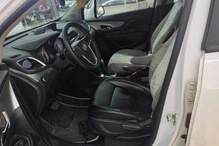 Used Buick Encore 2014 1.4T Automatic Two-Wheel Drive Urban Elite Model Left Front Seat