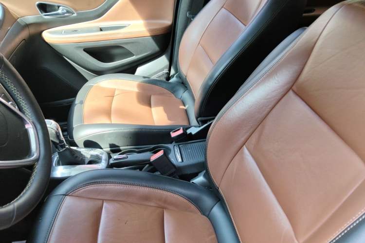 Used Buick Encore 2014 1.4T Automatic All-Wheel-Drive Flagship Edition Left Front Seat
