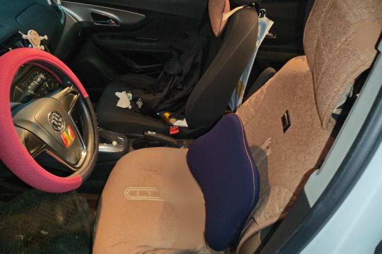 Used Buick Encore 2014 1.4T Automatic Two-Wheel Drive Urban Elite Model Left Front Seat