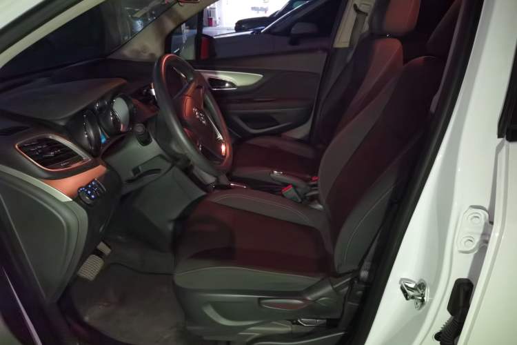 Used Buick Encore 2014 1.4T Automatic Two-Wheel Drive Urban Elite Model Left Front Seat