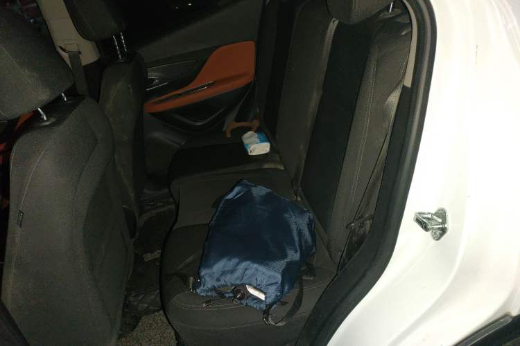 Used Buick Encore 2014 1.4T Automatic Two-Wheel Drive Urban Elite Model Left Rear Seat