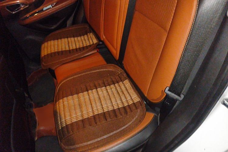 Used Buick Encore 2014 1.4T Automatic Two-Wheel Drive Urban Leading Model Left Rear Seat