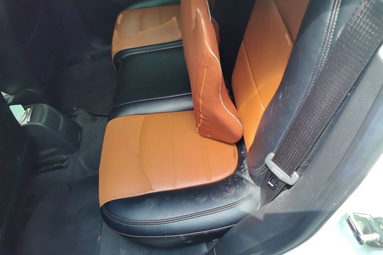 Used Buick Encore 2014 1.4T Automatic Two-Wheel Drive Urban Elite Model Left Rear Seat