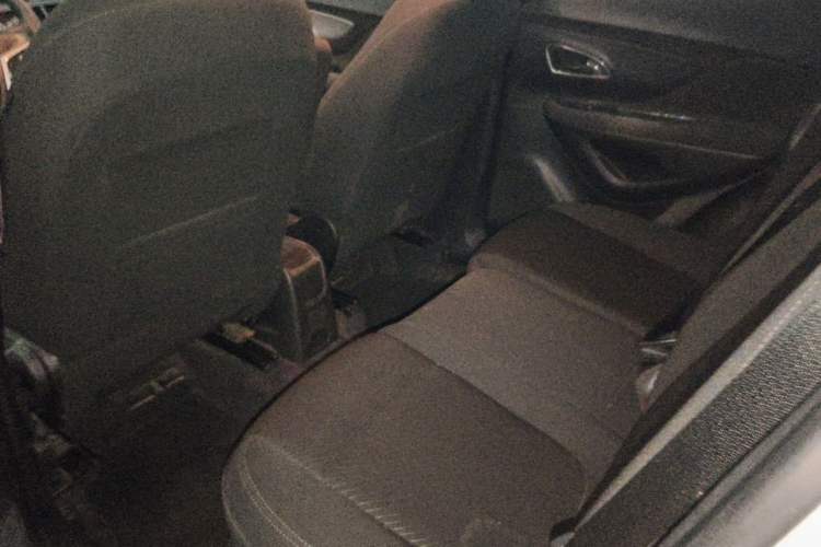 Used Buick Encore 2014 1.4T Automatic Two-Wheel Drive Urban Elite Model Left Rear Seat
