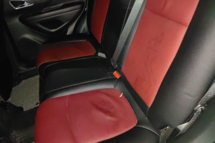 Used Buick Encore 2014 1.4T Automatic Two-Wheel Drive Urban Elite Model Left Rear Seat